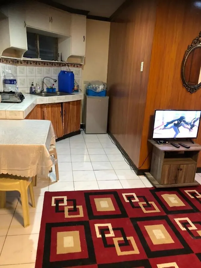 The Mansion - 24-Hour Near Airport Hostel 4 Backpackers Manila