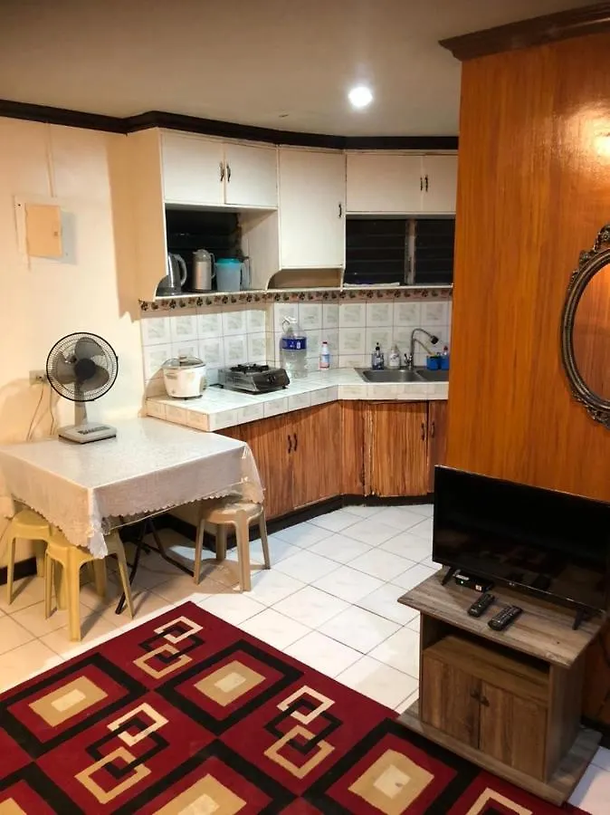 The Mansion - 24-Hour Near Airport Hostel 4 Backpackers Manila 0*,