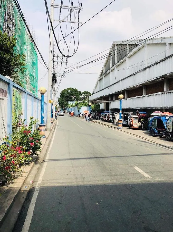 The Mansion - 24-Hour Near Airport Hostel 4 Backpackers Manila Philippines